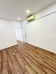 Fu Tsu Building (D12), Factory #629660781